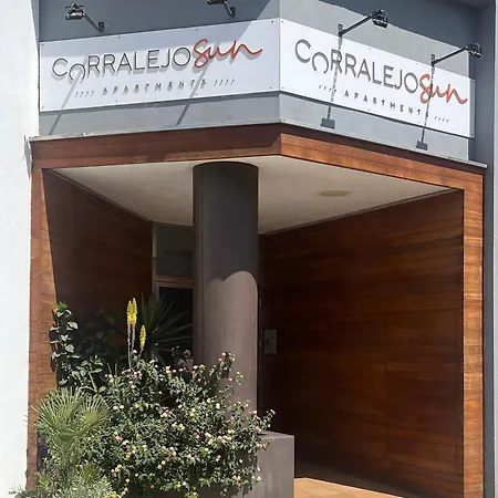 Bajo La Luna - Sun Corralejo